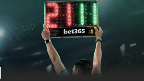 2025年中国篮球公开赛重庆赛区预选赛重庆耀中建筑队夺冠荣耀